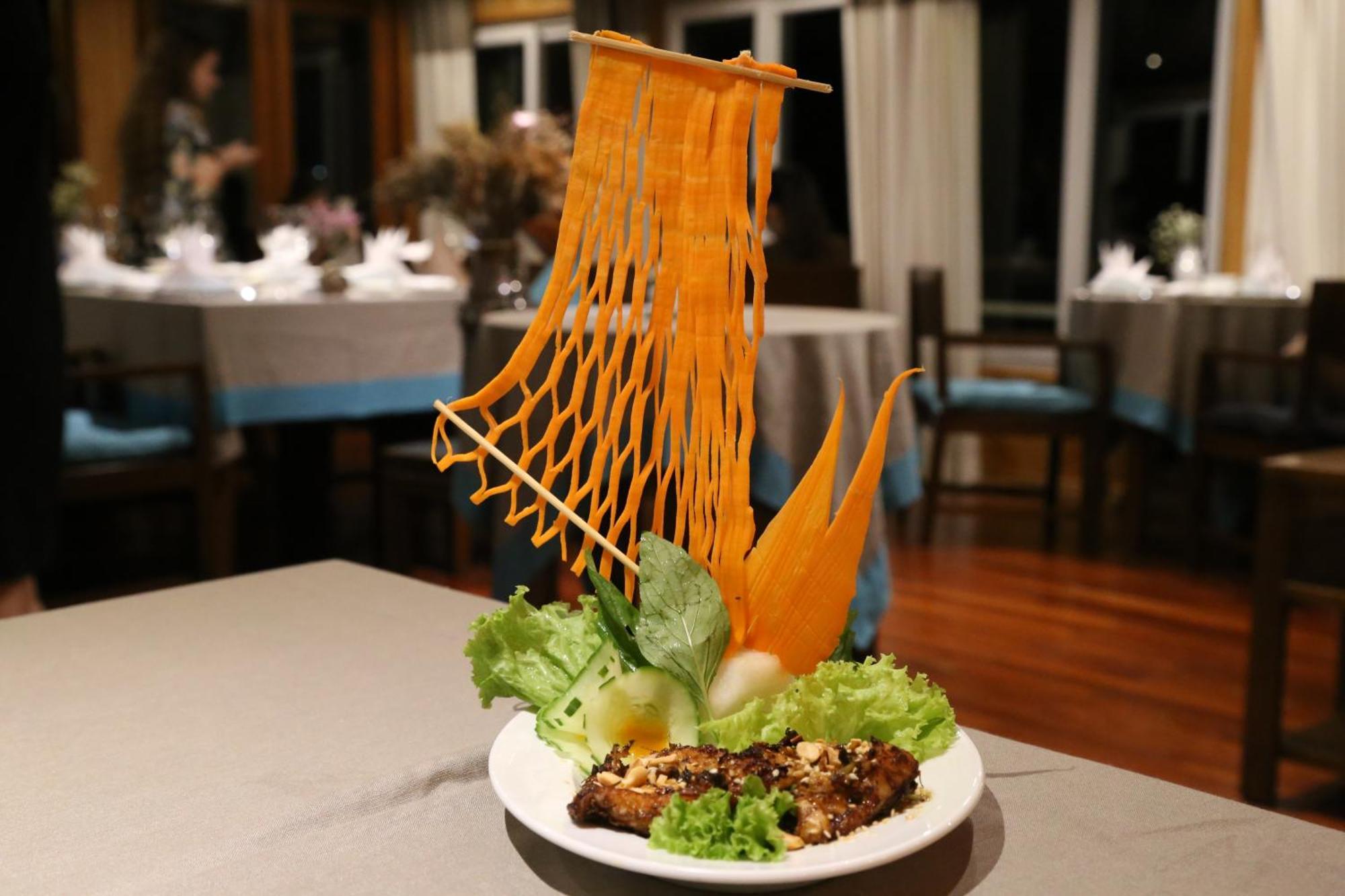 Secret Halong Cruise Hotel Hạ Long Ngoại thất bức ảnh