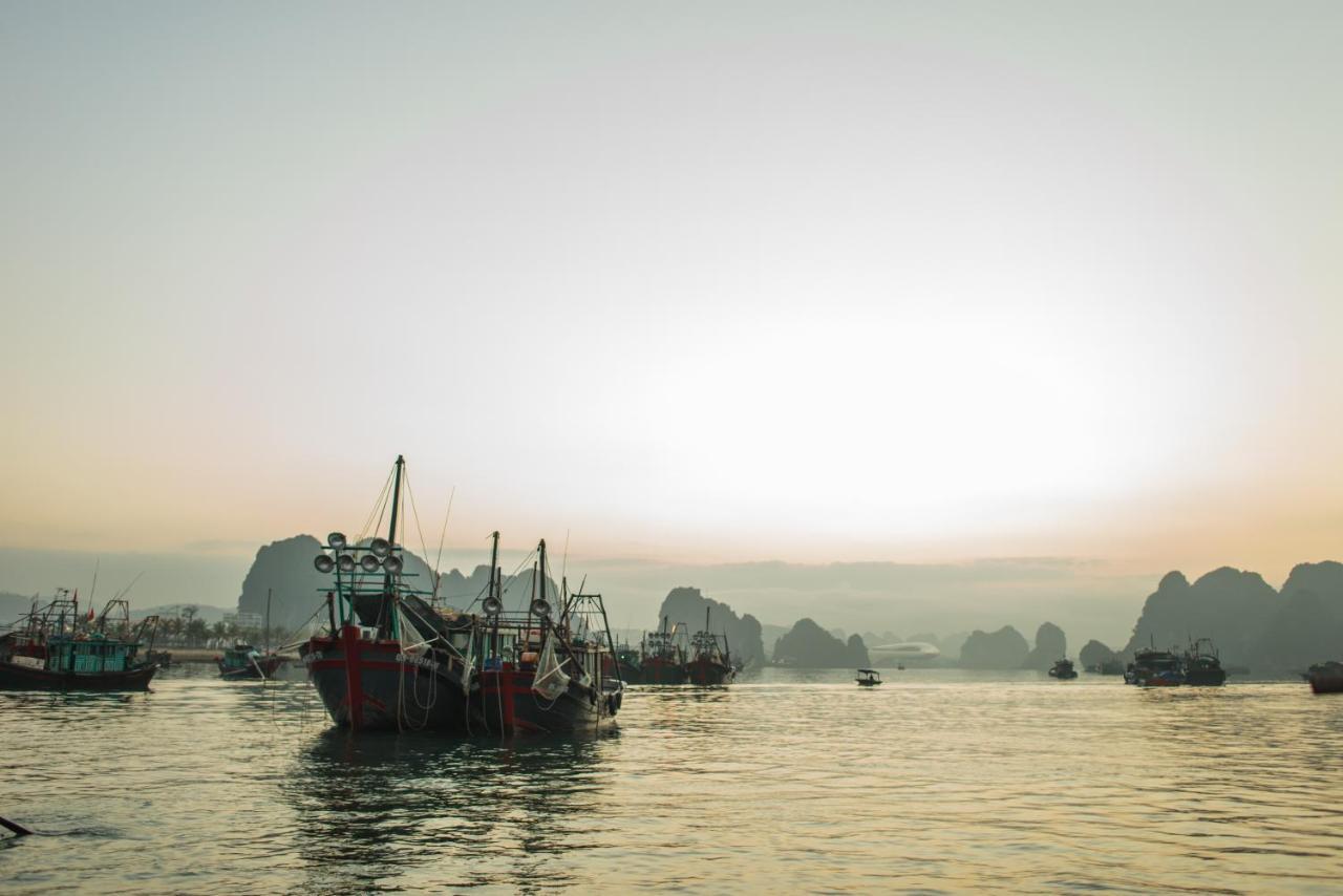 Secret Halong Cruise Hotel Hạ Long Ngoại thất bức ảnh