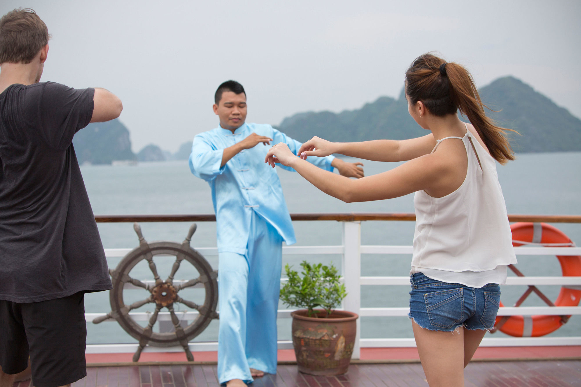 Secret Halong Cruise Hotel Hạ Long Ngoại thất bức ảnh